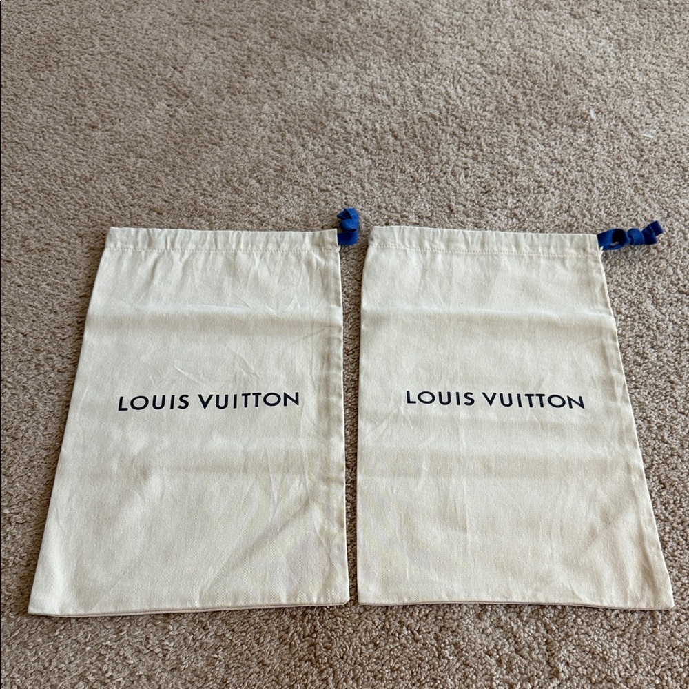 Louis Vuitton Cream Dust Bags with Blue Accents
